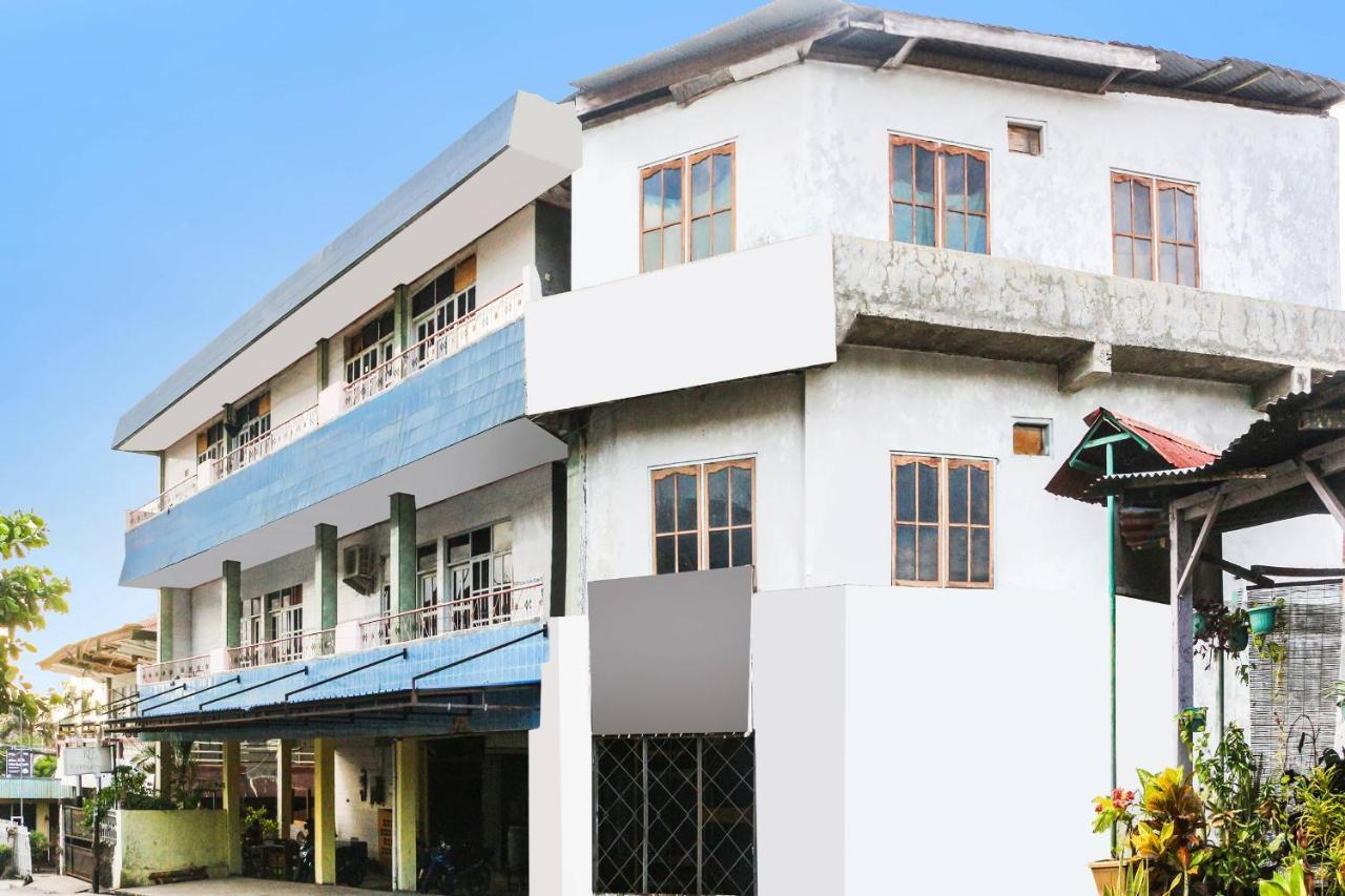 Spot On 91212 Hotel Kelimutu Kupang  Exterior photo
